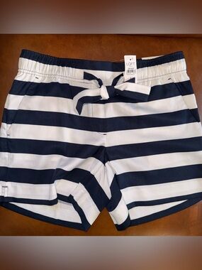 NWT LOFT The Front Tie-Waist Shorts